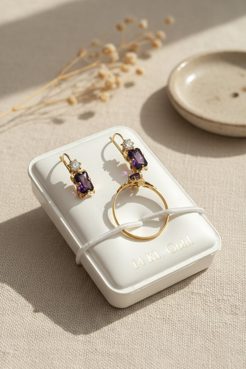 Juego de Joyería en Oro 14K con Amatistas y Zirconias